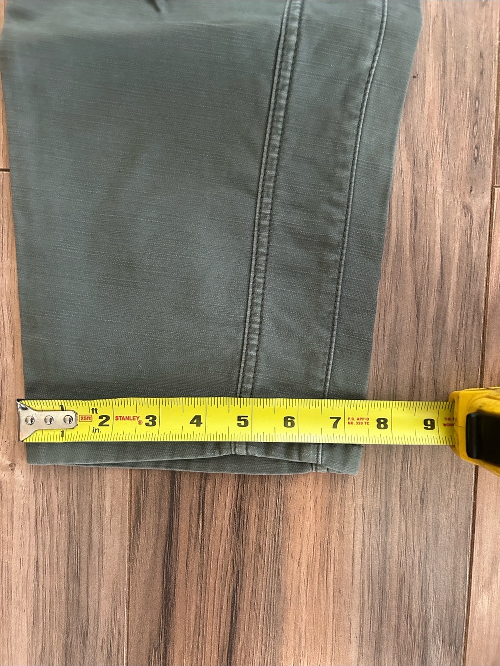 Pilcro women’s Olive Barrel Straight Jeans Size 30 - Picture 9 of 10